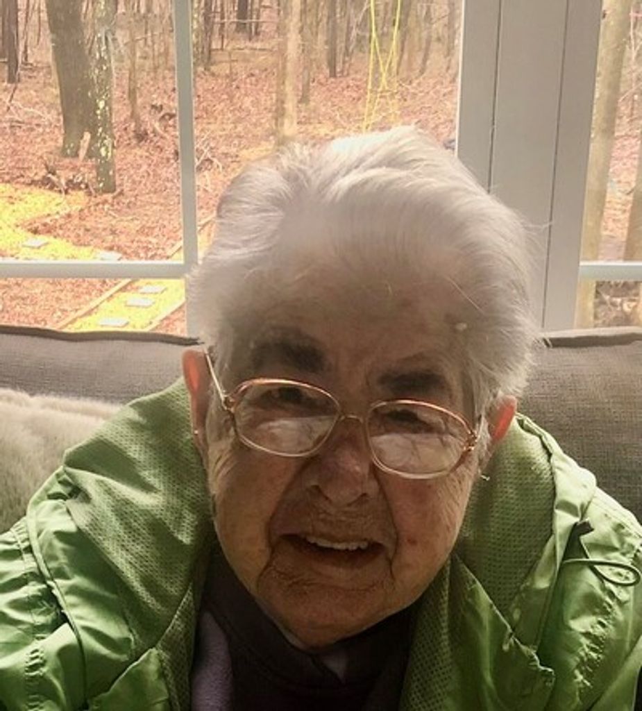 Rose Cooper Profile Photo