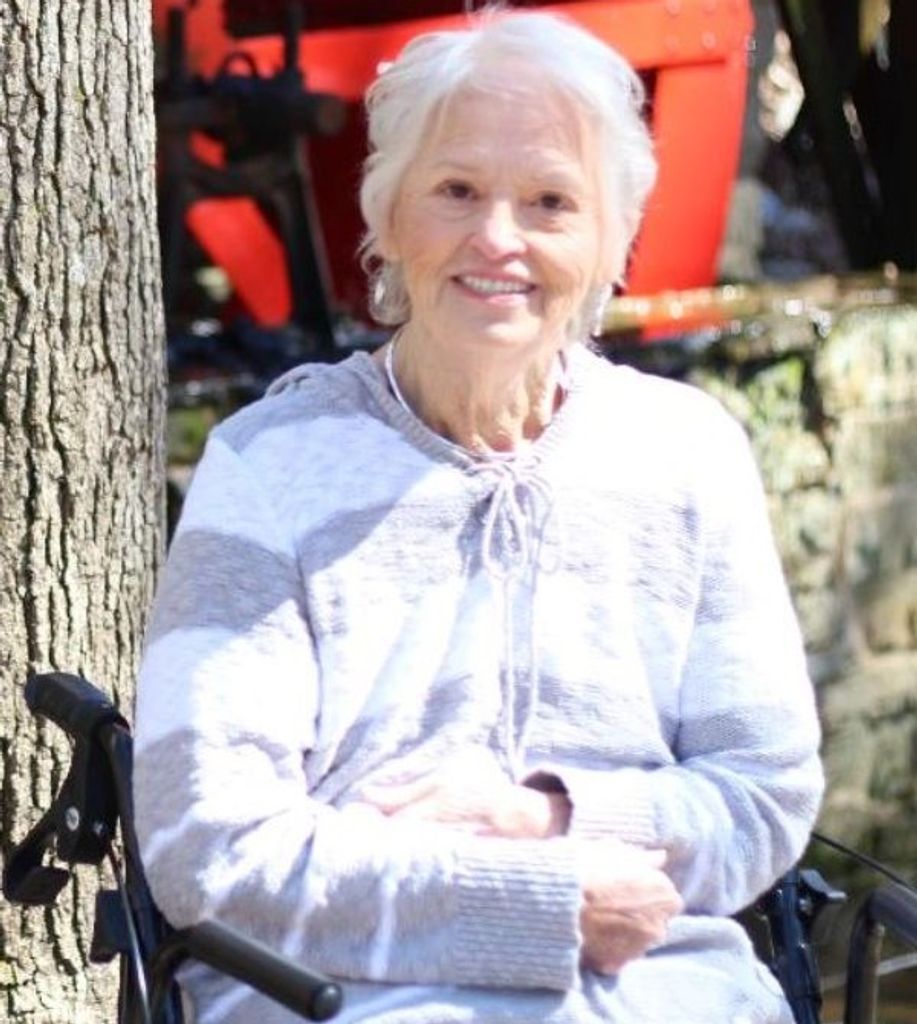 Edna Ophiley Brock Profile Photo