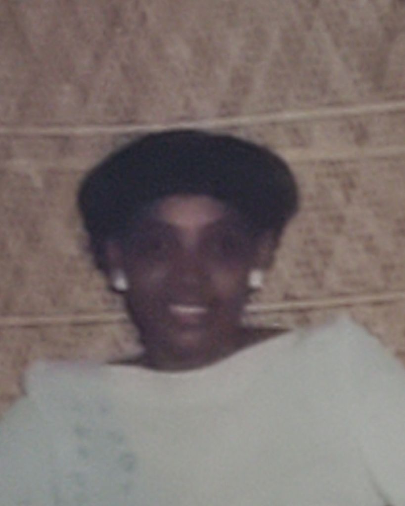 Gwendoline Riggins Profile Photo