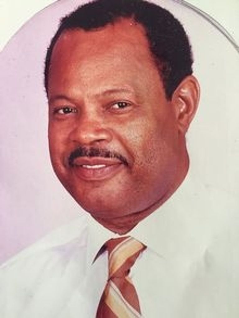 Mr Frank Gomez
