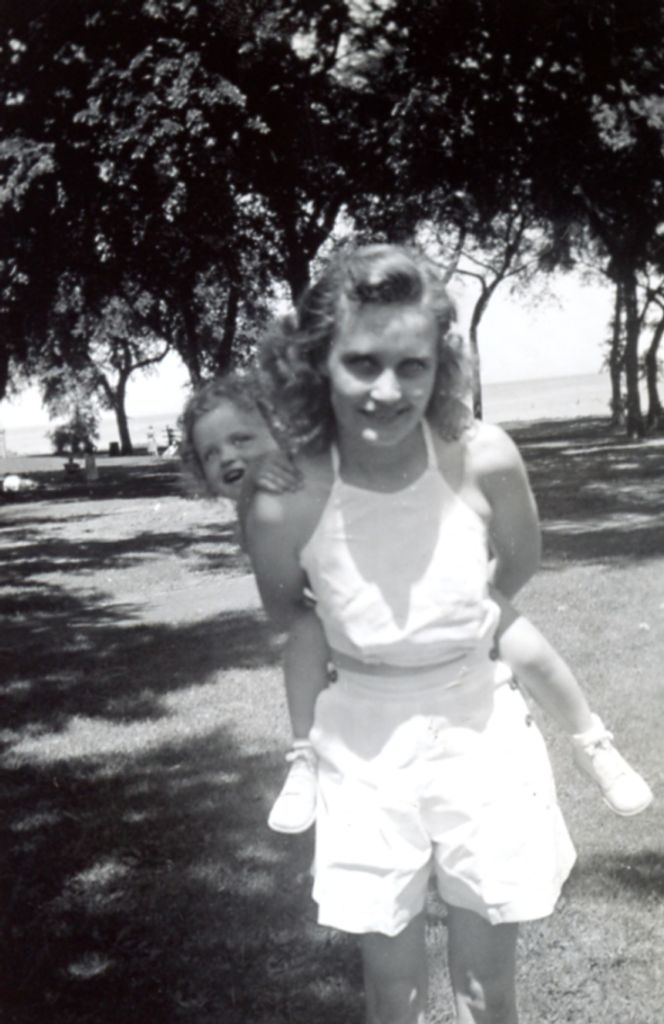 Beulah "Betty" Etta Peterson