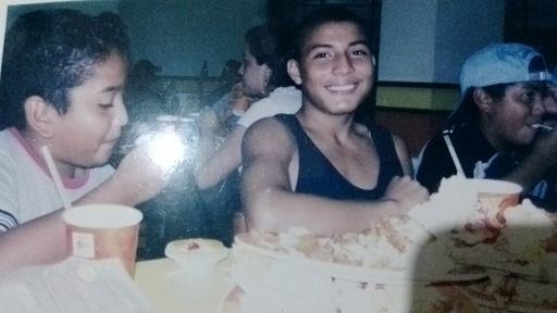 Moises Exequiel Velasquez Osorio photo gallery thumbnail 26 of 237
