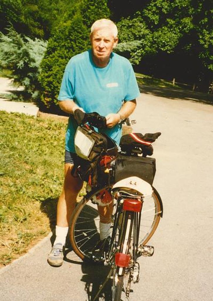 Cless R. Vinson Profile Photo