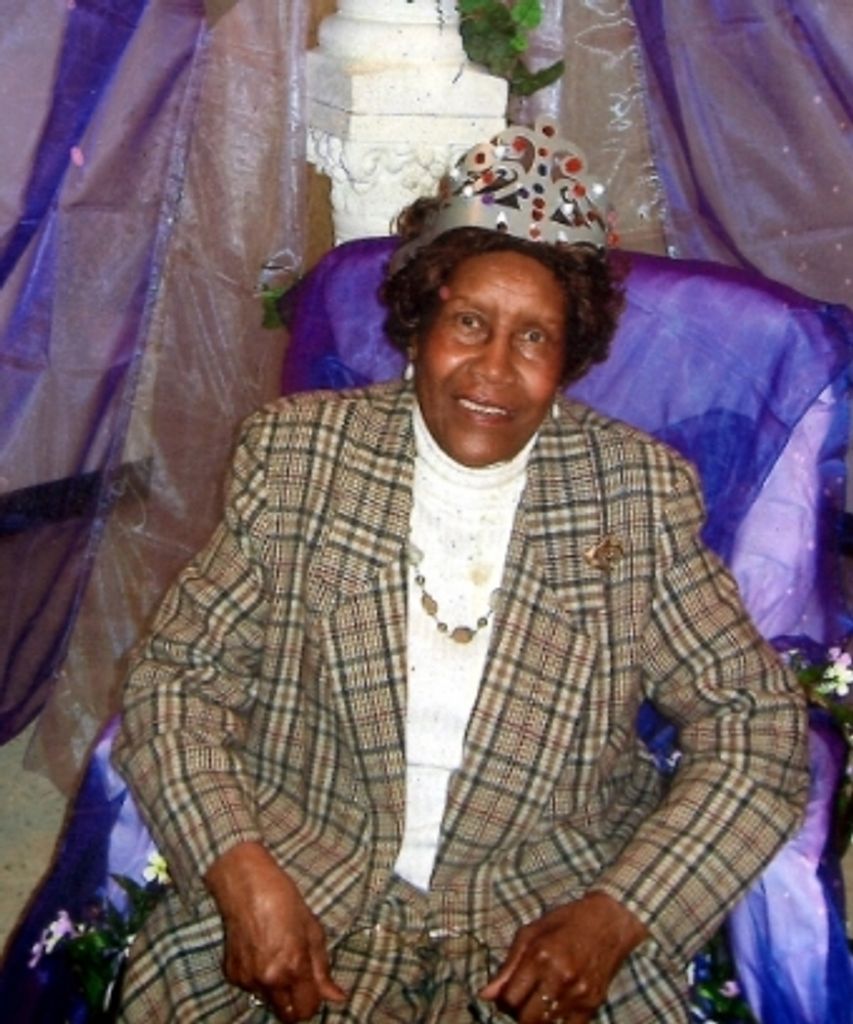 Creasie Holton Profile Photo