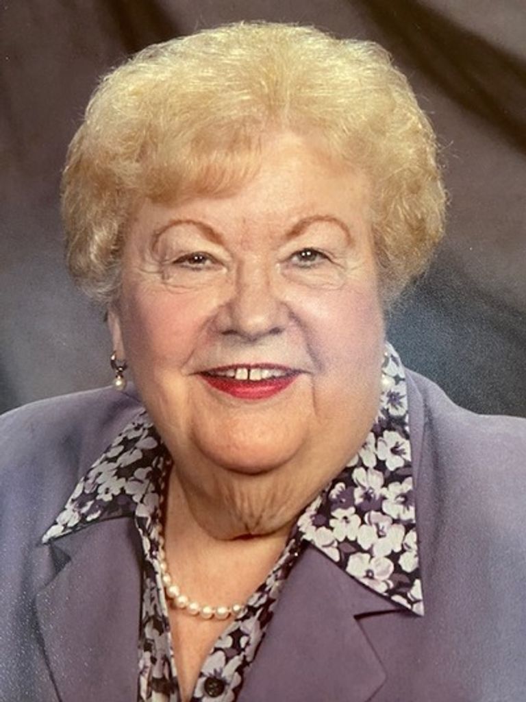 Helen Szelc Profile Photo