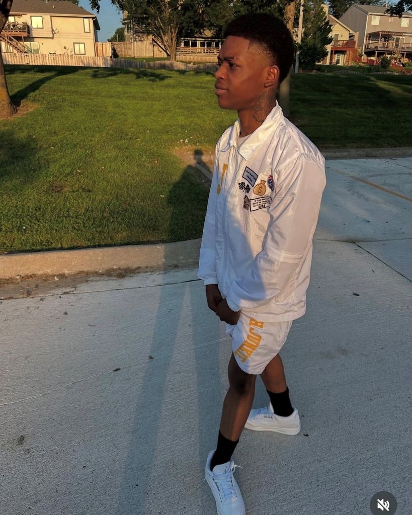 Jarreis Kwame' Amos Sr.