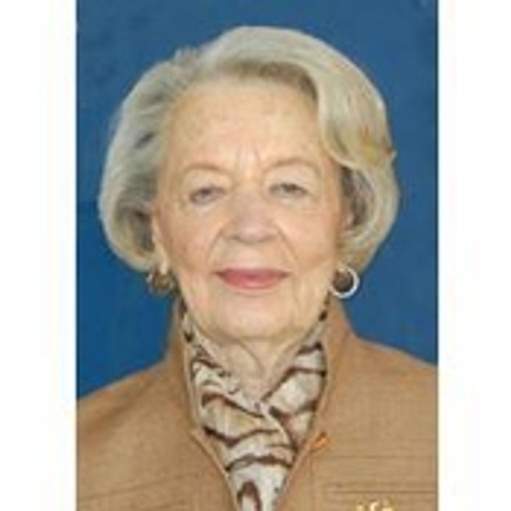 Maxine Hamilton