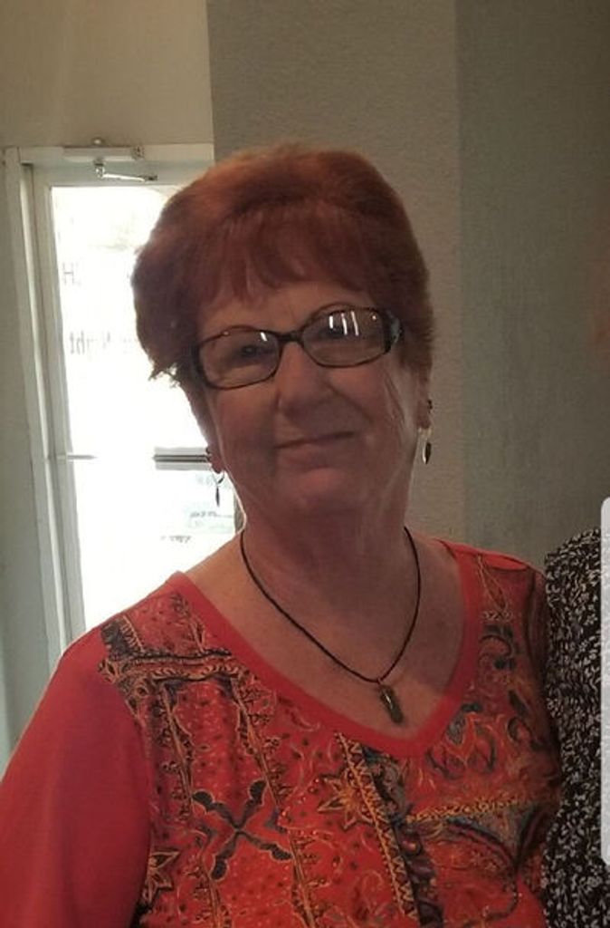 Donna Marita Holman Profile Photo