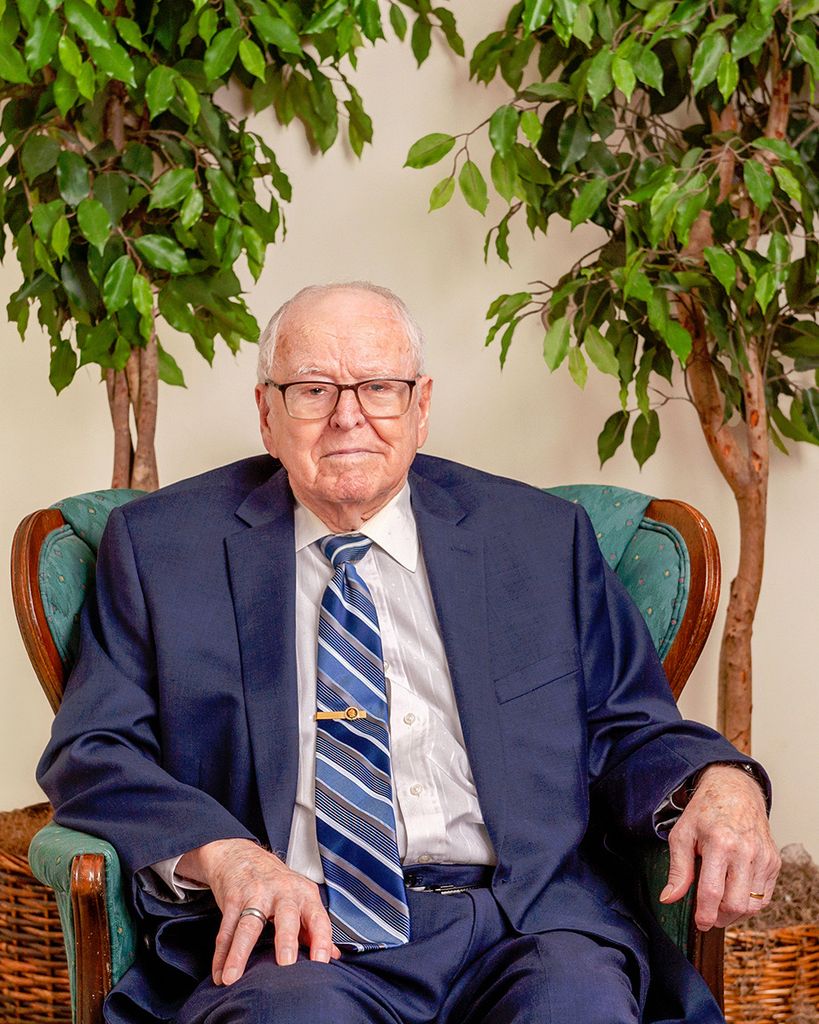 Loren William Flowers