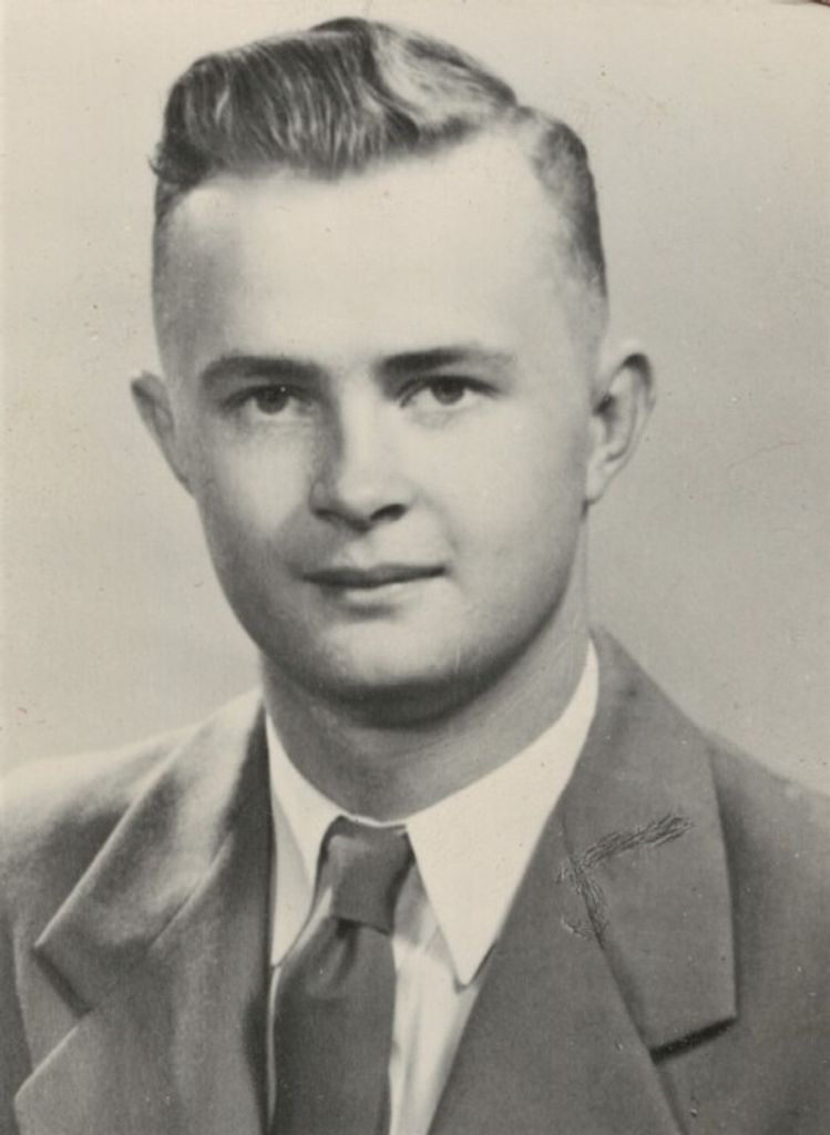 Roger Ashton Profile Photo