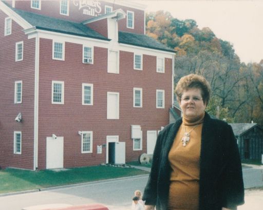 Rae McKittrick photo gallery thumbnail 14 of 40