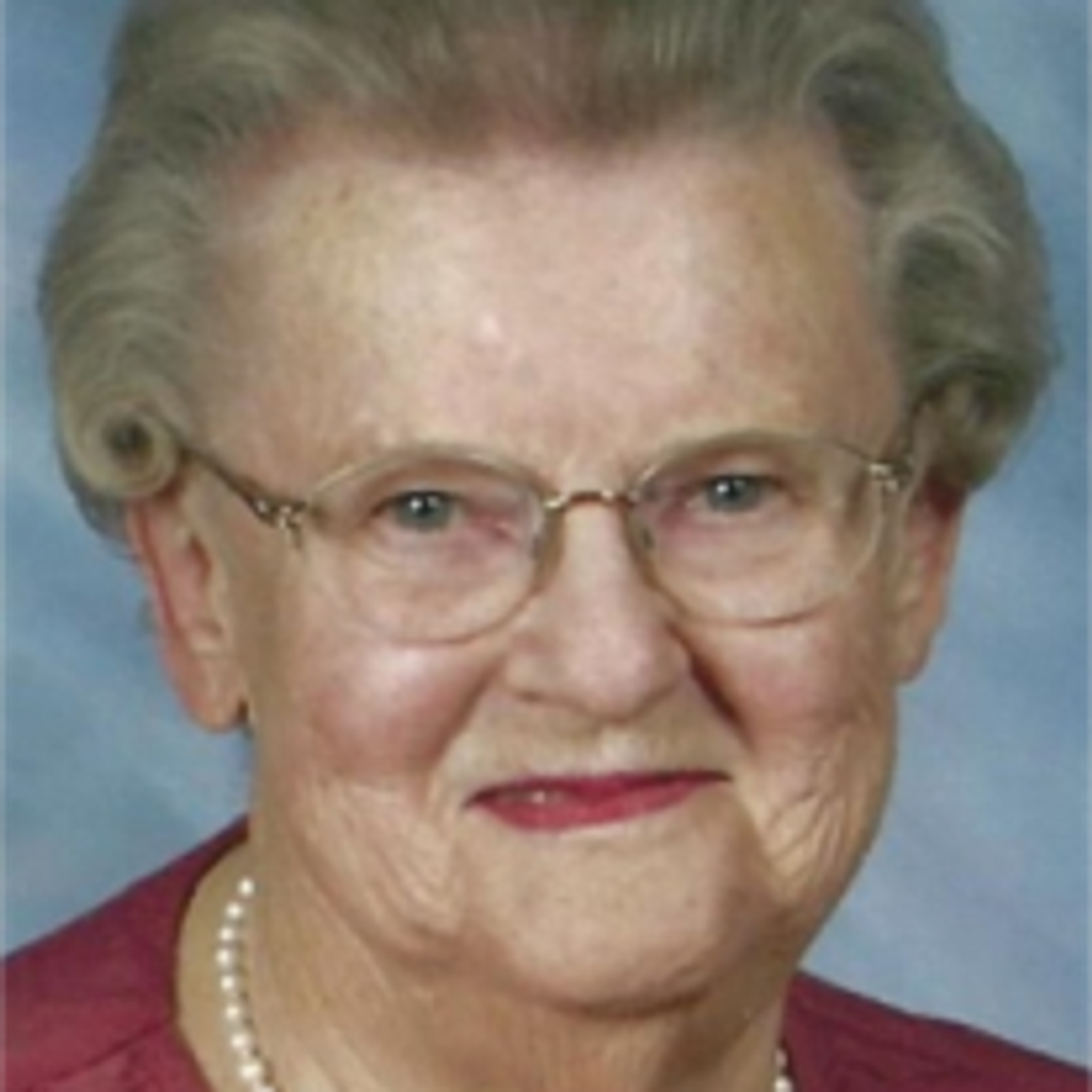 Aline C Weyer Profile Photo