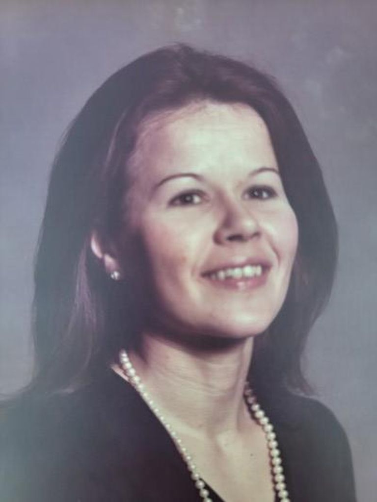 Elva Louise Woodmansee Profile Photo