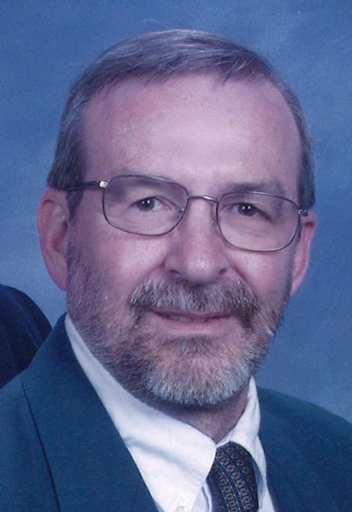Michael P Savoia
