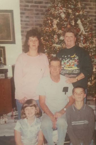 Sharron Leeka photo gallery thumbnail 3 of 90