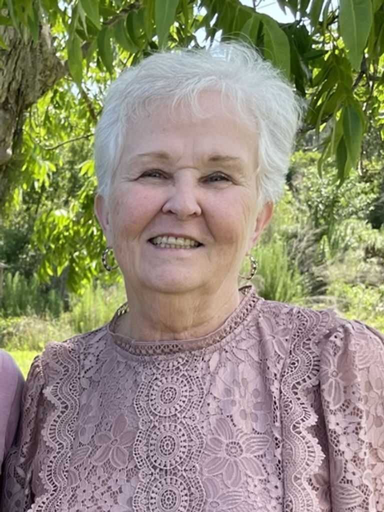 Gwendolyn Broward Profile Photo