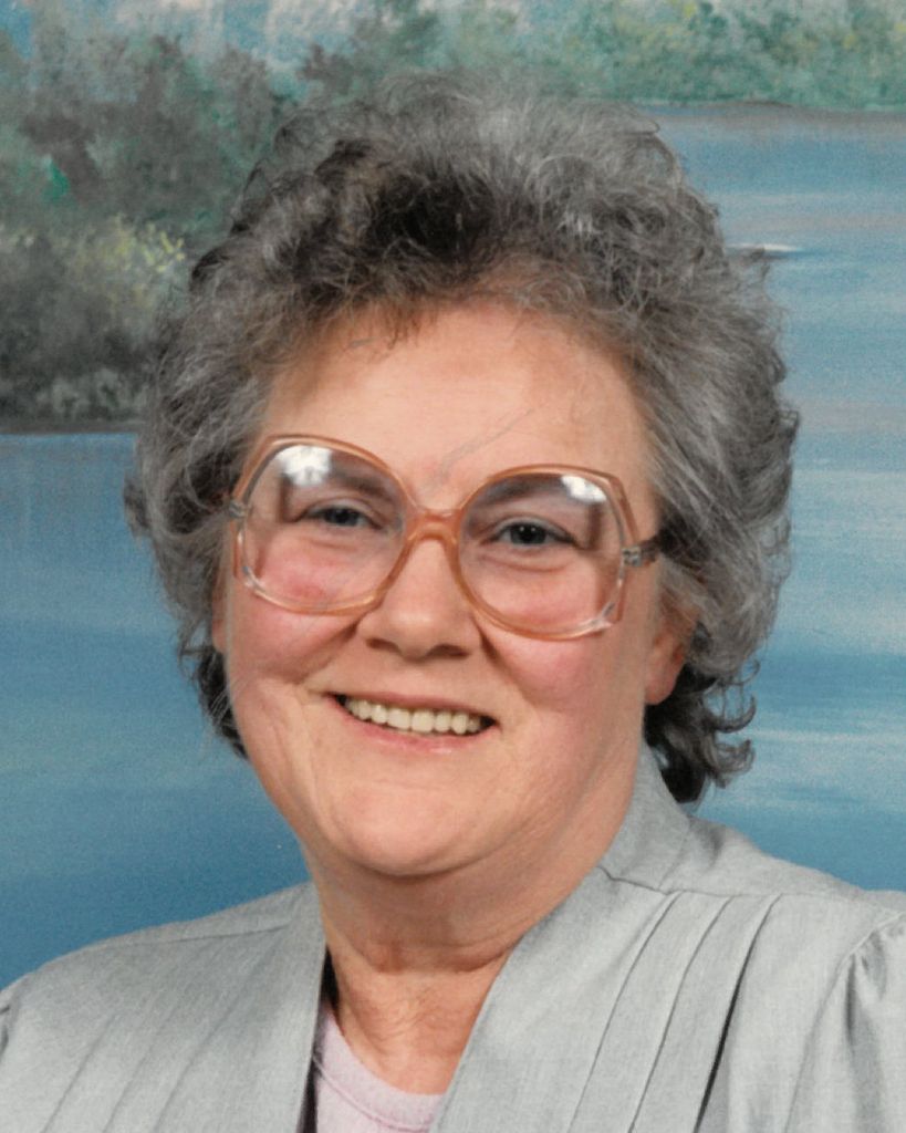Jeannie Mackens