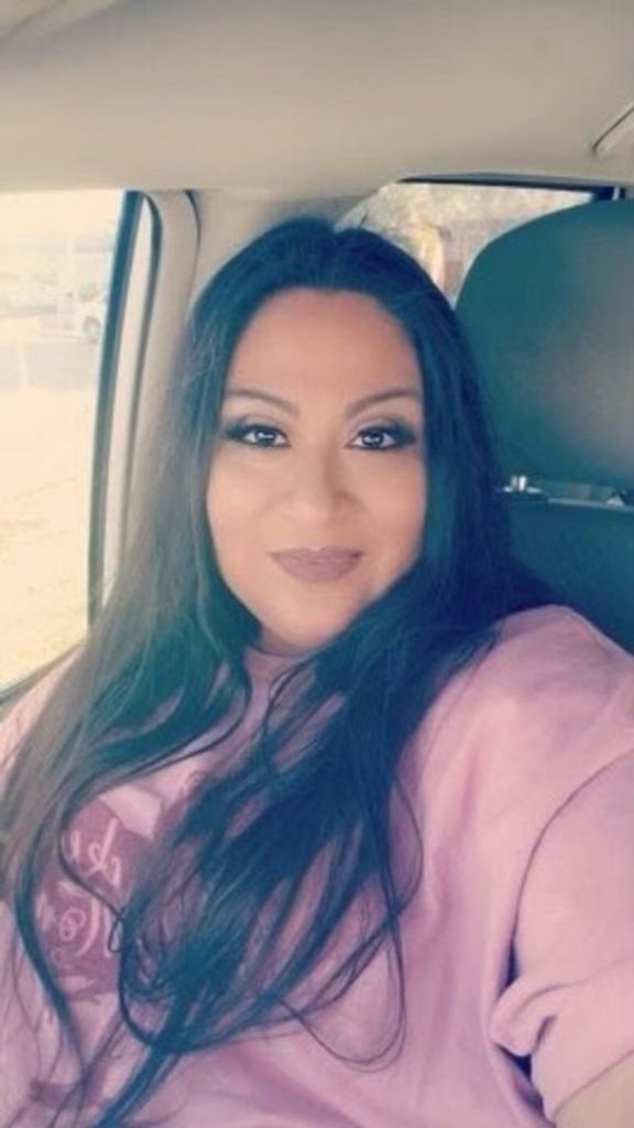 Yvonne Mercado Profile Photo