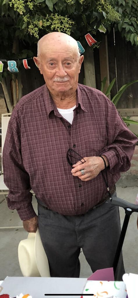Felipe Moreno Magdaleno Profile Photo