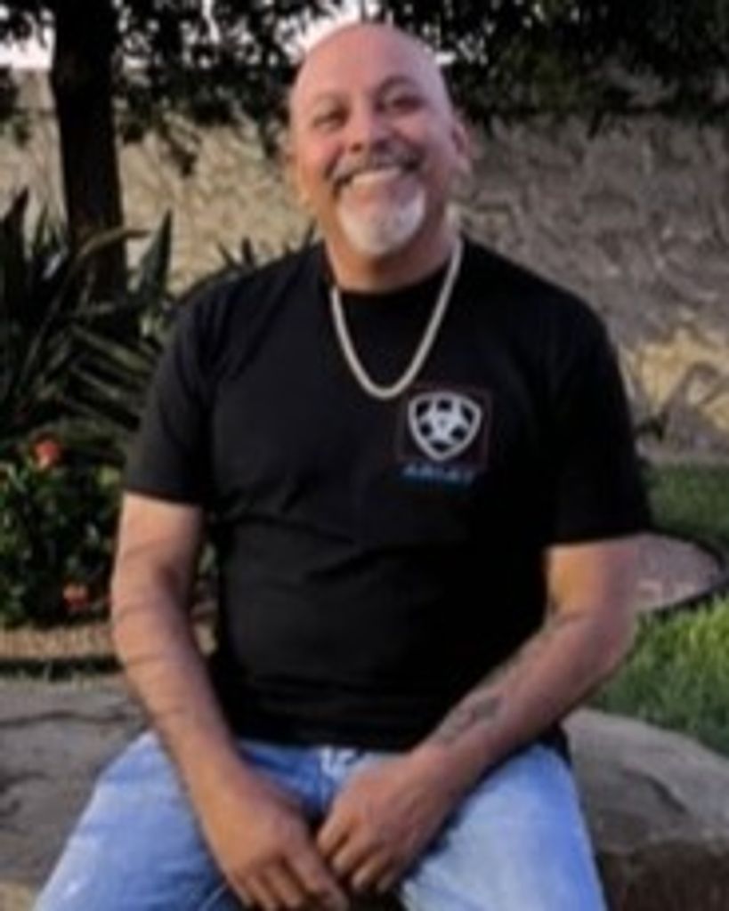 Roberto De Leon Profile Photo