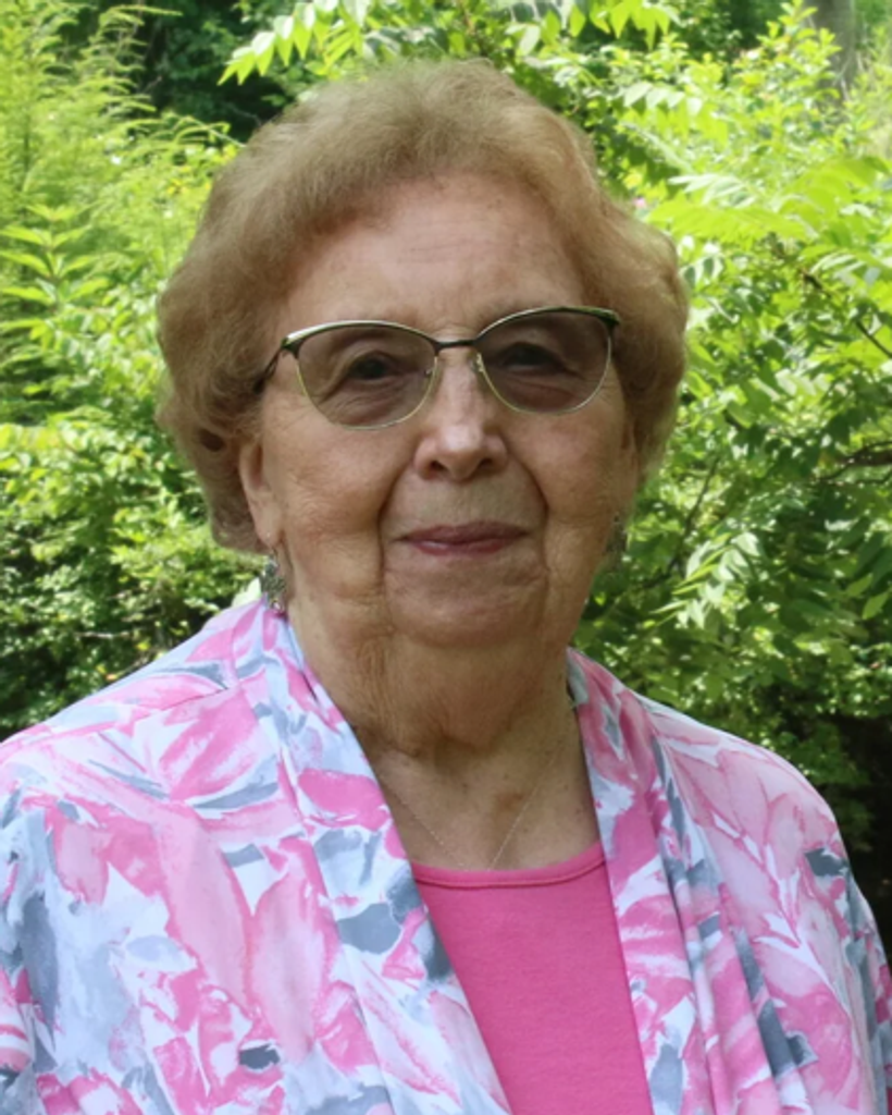 Geneta "Hoppy"  Rogers