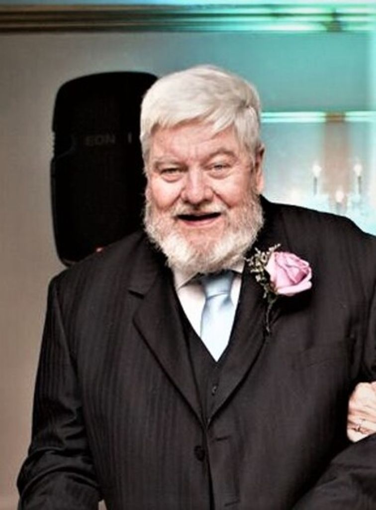Edward Devine Profile Photo