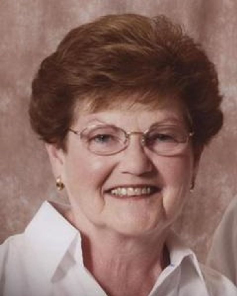 Kay L. (Thomas) Urbahns
