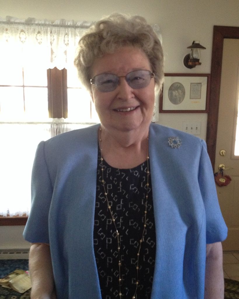 Theresa Minnich Profile Photo