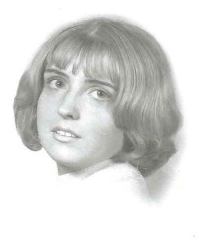 Diana Lewis's obituary image