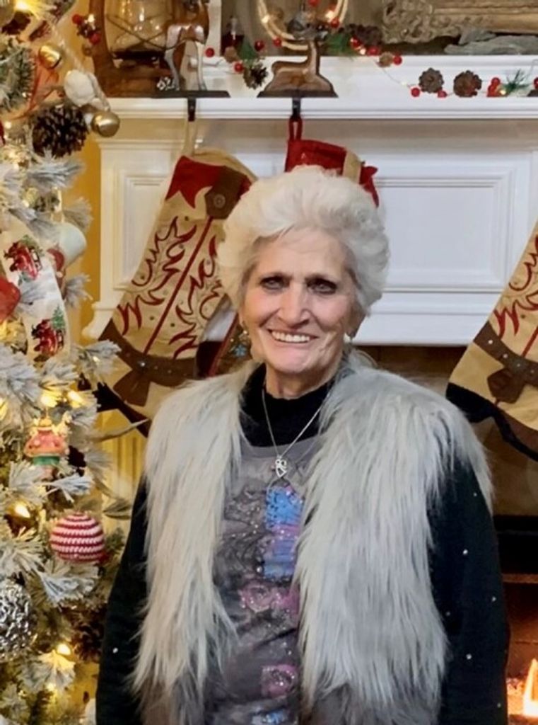 Dolores "Dee" Vinson