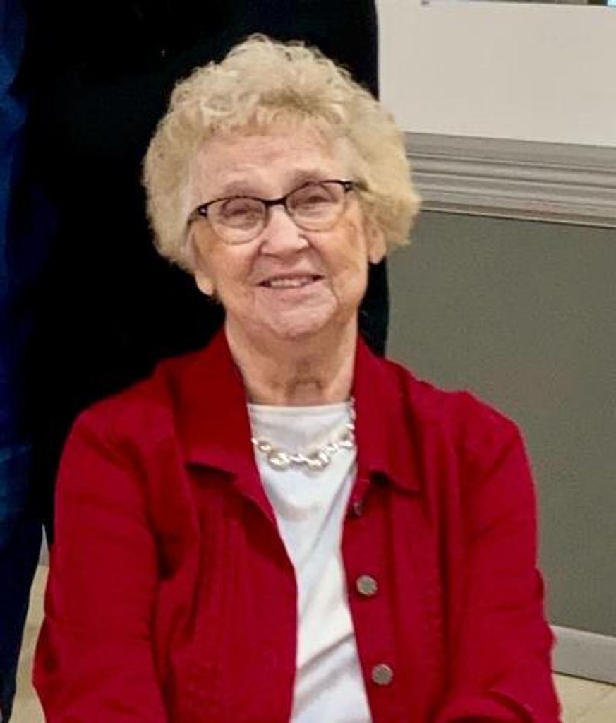 Evelyn Mae Danielson Profile Photo