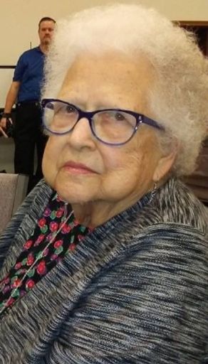Nancy Lee Hoagland photo gallery thumbnail 25 of 25