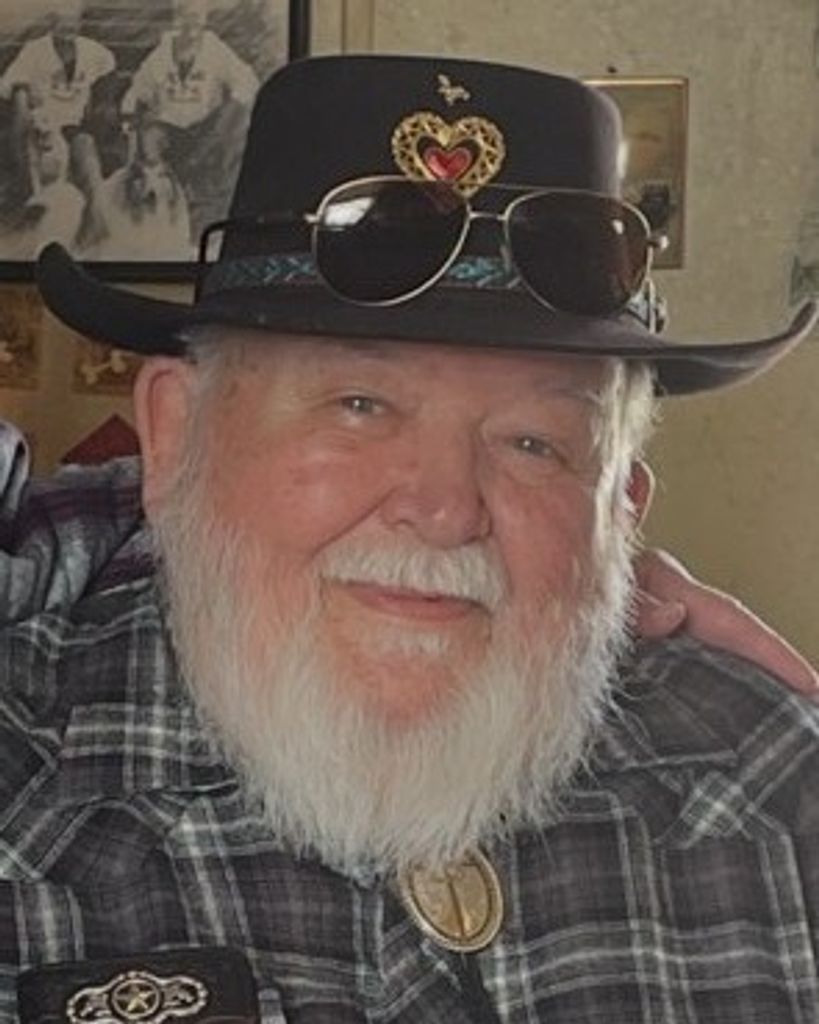 ROBERT D LURA
