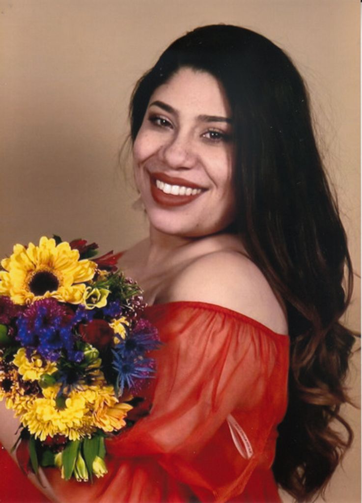 Karina Ezangela Castillo Profile Photo