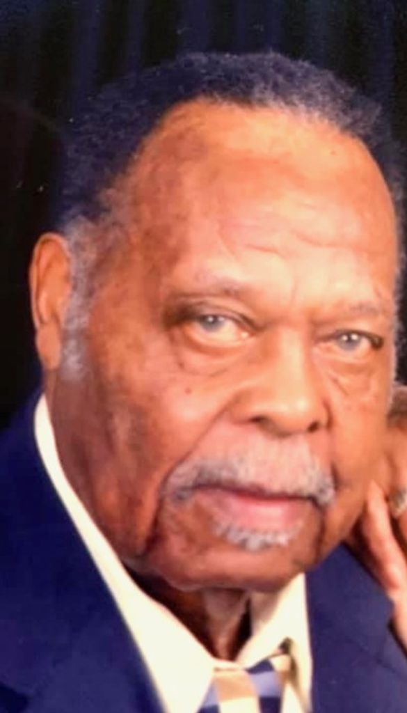 Clarence Winford Cousins, Jr. "Junnie" "Powpow" Profile Photo