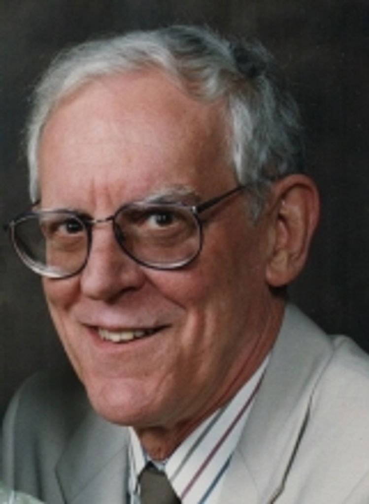 Thomas E. Peterson Profile Photo