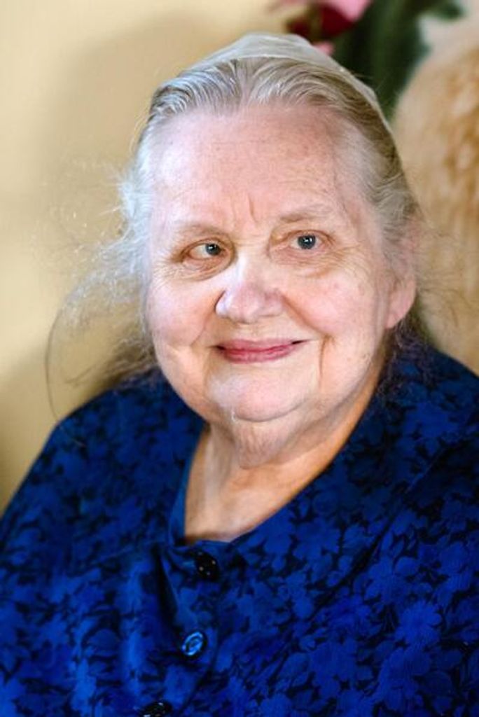 Esther Glick Profile Photo