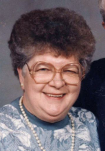 Doris (Whitman) Vanvonderen photo gallery thumbnail 1 of 1