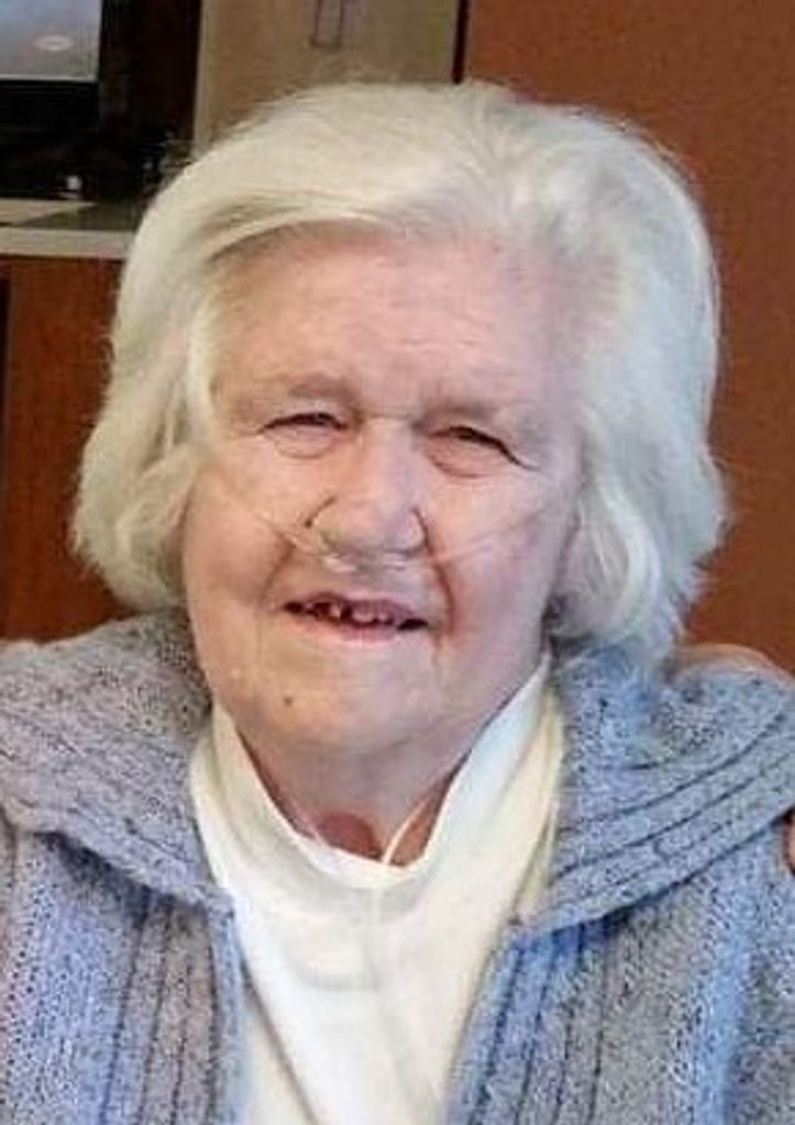 Vivian (Mccann)  Barker