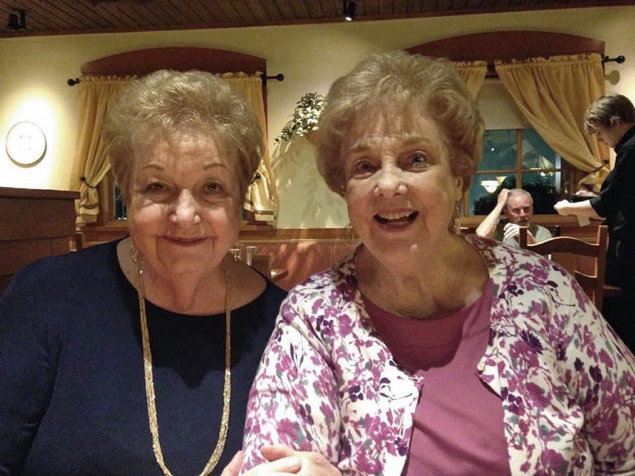 Marlene Giles photo gallery image 1 of 40