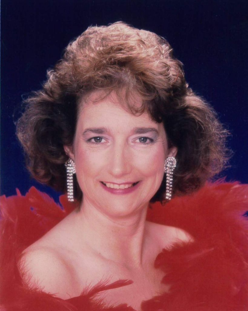 Carolyn Jones Poteat