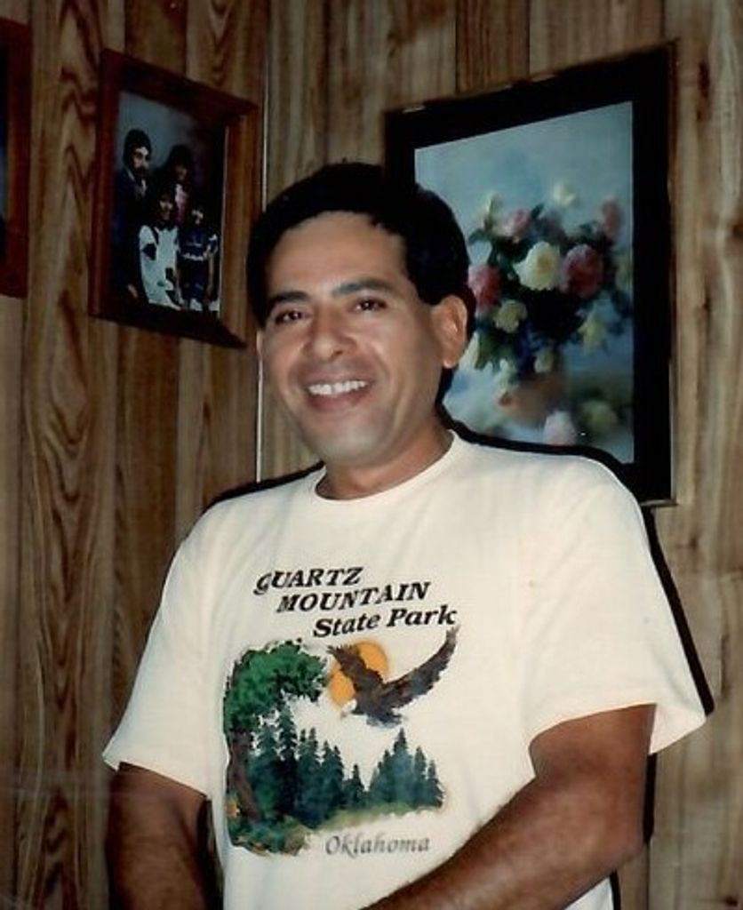 Oralio Bernal, Jr. Profile Photo