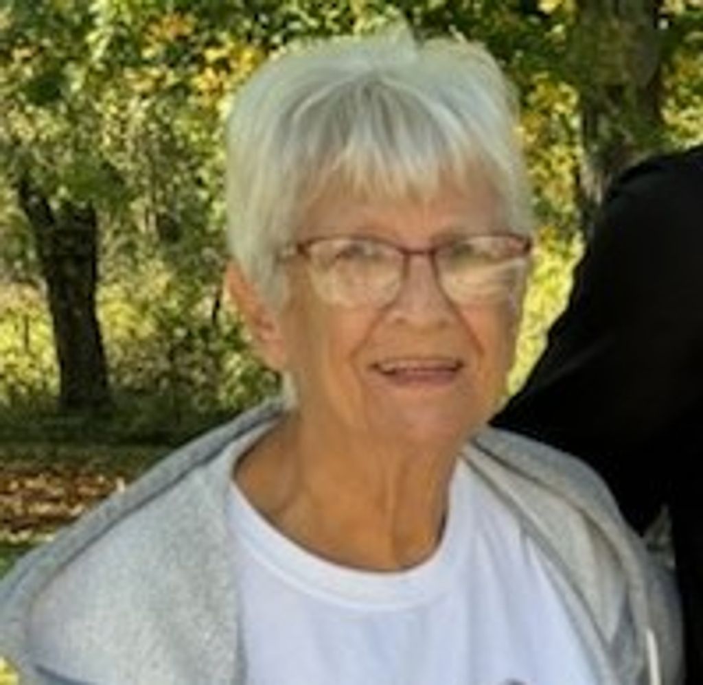 Betty "Maxine" Eagon