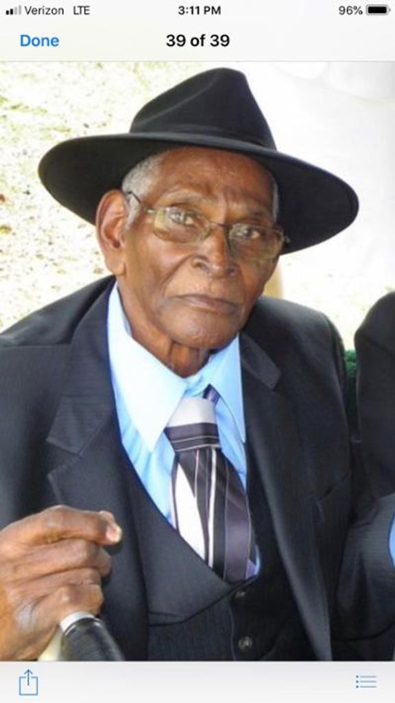Leo Campbell Profile Photo