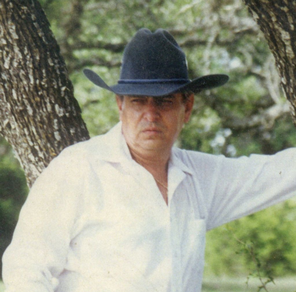 Onesimo Herrera Jr. Profile Photo
