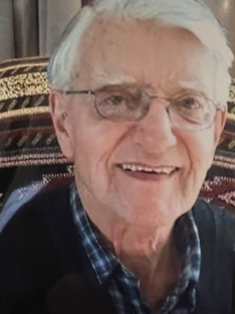 Earl Otto Peterson Profile Photo