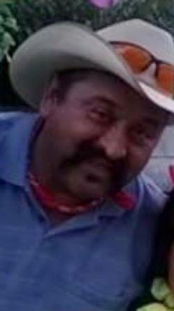 Eduardo Acosta Alvarez Profile Photo
