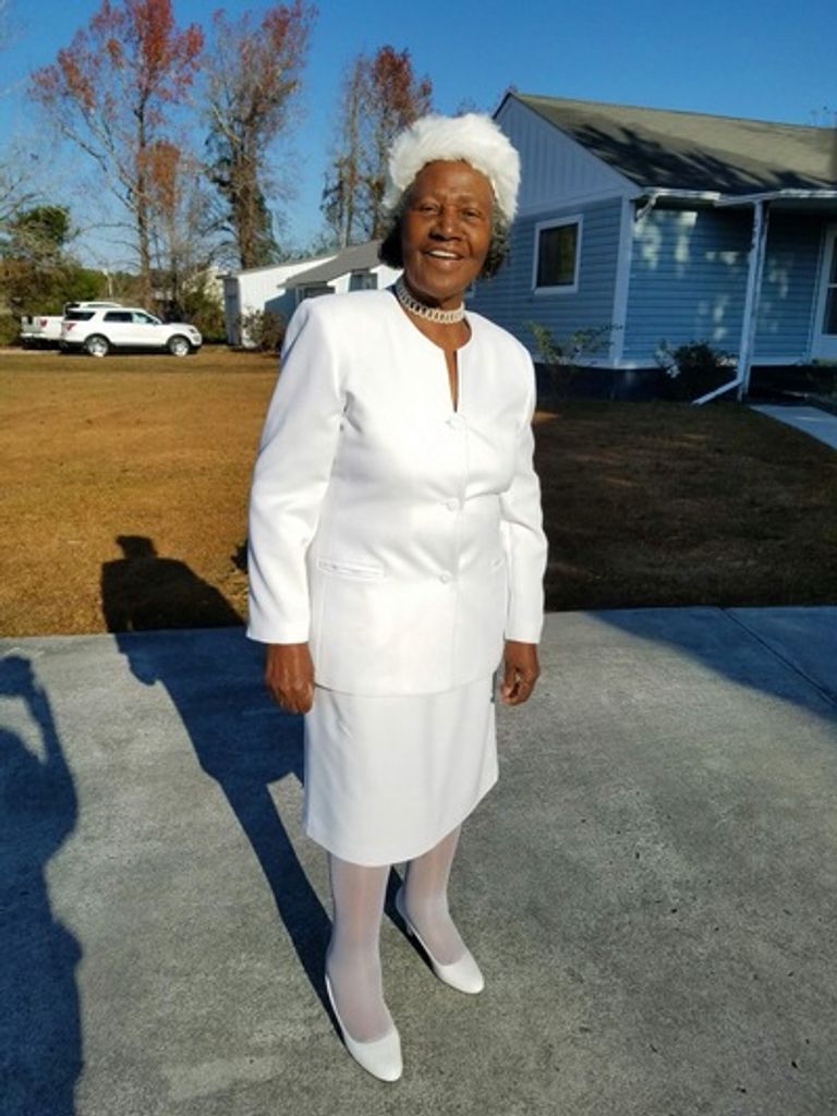 Mary E. Thompson Profile Photo