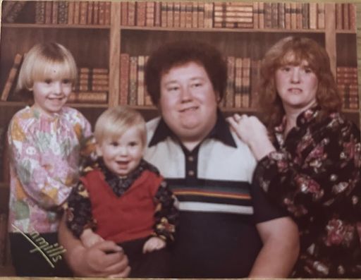 Patricia "Pat" Snodgrass photo gallery thumbnail 162 of 185