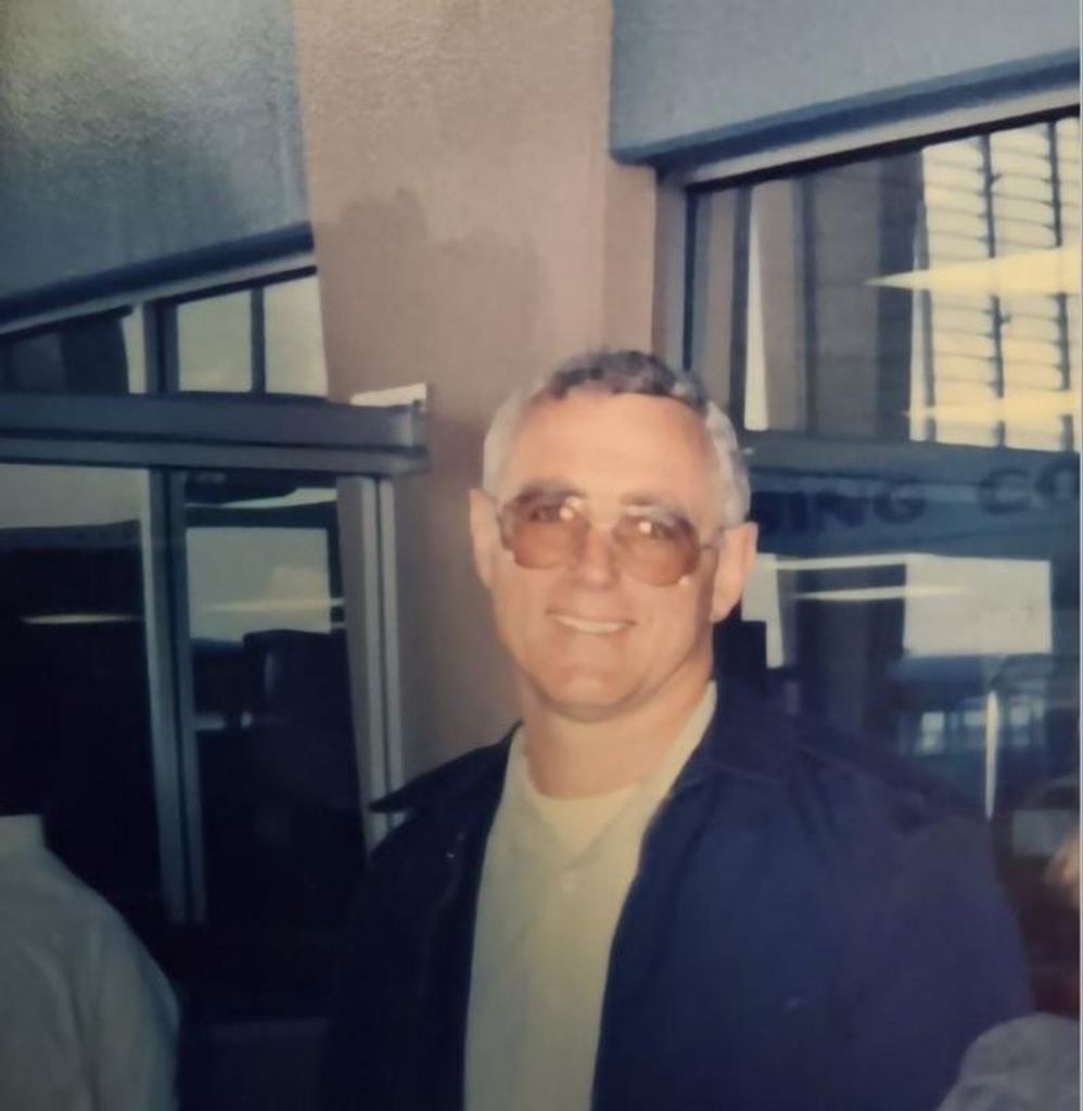 Michael John Lazik Sr. Profile Photo